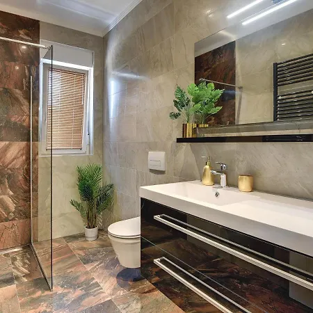 Modern With Pool In