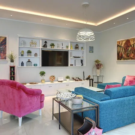 Modern With Pool In Villa Premantura